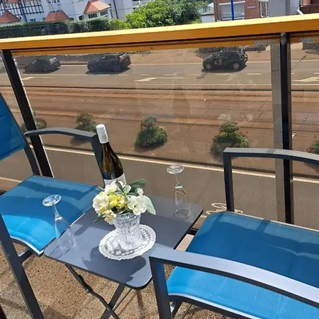 Apartment Zonnester - - Tt Confort 6 Personnes A 150m De La Mer, 3 Chambres, Parking Prive Koksijde
